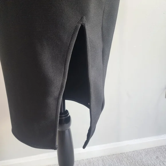 Chic One-Shoulder Black Ruffle Bodycon Dress - Picture 9 of 12